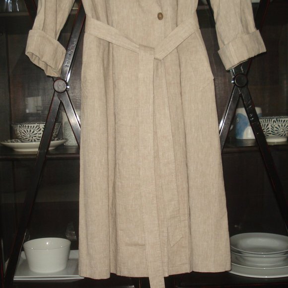 Uniqlo Tan Trench Coat - Picture 2 of 7